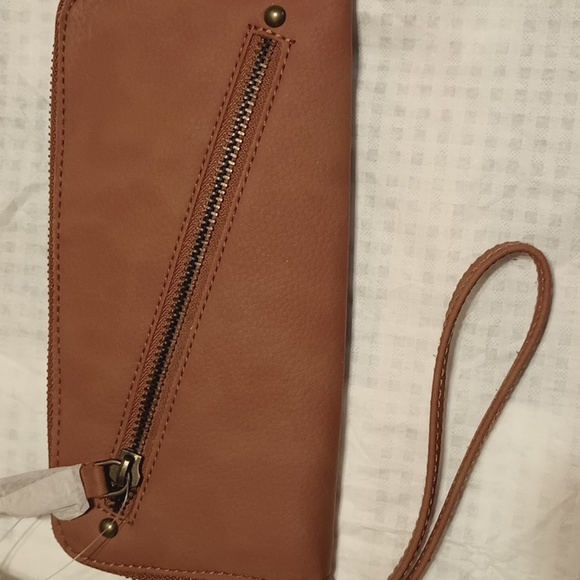 NWT Free People Wallet - Picture 2 of 4